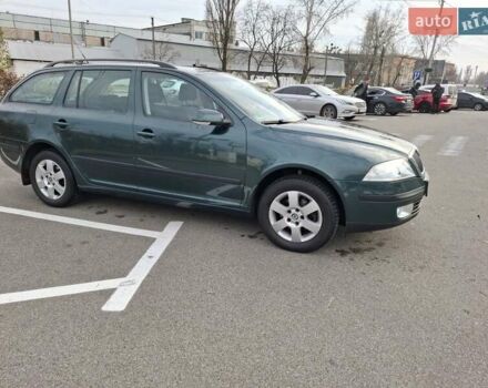 Зеленый Шкода Октавия, объемом двигателя 1.6 л и пробегом 220 тыс. км за 6999 $, фото 1 на Automoto.ua