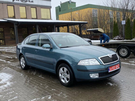 Зеленый Шкода Октавия, объемом двигателя 1.6 л и пробегом 231 тыс. км за 6400 $, фото 1 на Automoto.ua