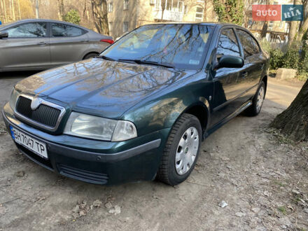 Шкода Октавия 2008 в Одессе на Automoto.ua Зеленый Шкода Октавия, объемом двигателя 1.6 л и пробегом 288 тыс. км за 4850 $, фото 1 на Automoto.ua