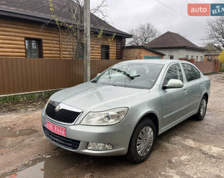 Зеленый Шкода Октавия, объемом двигателя 1.6 л и пробегом 229 тыс. км за 8500 $, фото 1 на Automoto.ua