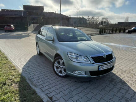 Шкода Октавия 2010 в Буске на Automoto.ua Зеленый Шкода Октавия, объемом двигателя 1.8 л и пробегом 215 тыс. км за 8450 $, фото 1 на Automoto.ua