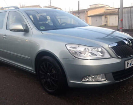 Зеленый Шкода Октавия, объемом двигателя 1.6 л и пробегом 175 тыс. км за 8600 $, фото 1 на Automoto.ua