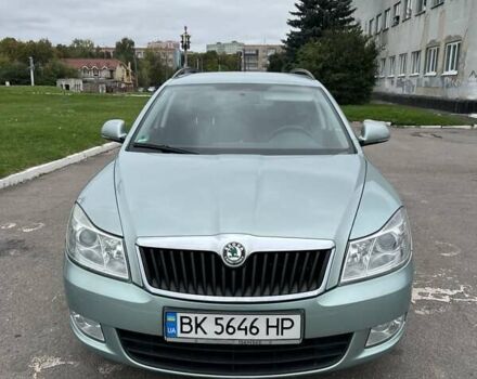 Зеленый Шкода Октавия, объемом двигателя 1.4 л и пробегом 207 тыс. км за 6900 $, фото 1 на Automoto.ua