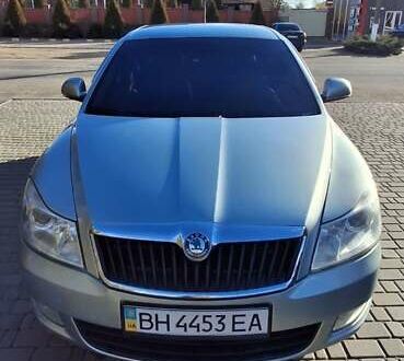 Зеленый Шкода Октавия, объемом двигателя 1.6 л и пробегом 245 тыс. км за 5500 $, фото 1 на Automoto.ua