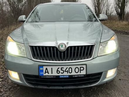 Зеленый Шкода Октавия, объемом двигателя 1.6 л и пробегом 332 тыс. км за 7750 $, фото 1 на Automoto.ua