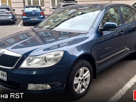 Зеленый Шкода Октавия, объемом двигателя 1.9 л и пробегом 303 тыс. км за 8500 $, фото 1 на Automoto.ua