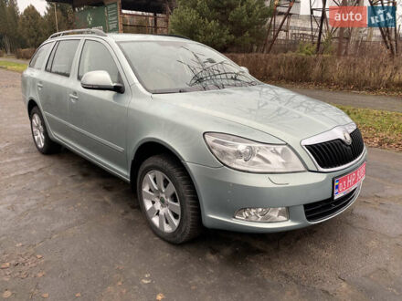 Зеленый Шкода Октавия, объемом двигателя 2 л и пробегом 250 тыс. км за 8900 $, фото 1 на Automoto.ua