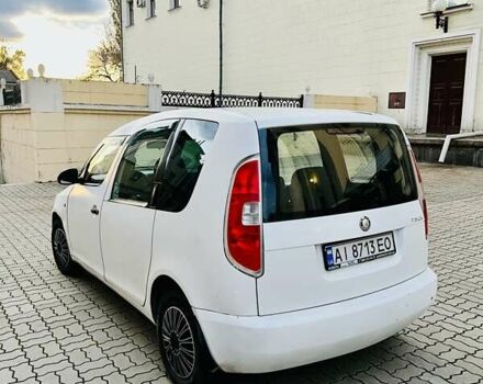 Белый Шкода Практик, объемом двигателя 1.2 л и пробегом 250 тыс. км за 2850 $, фото 3 на Automoto.ua
