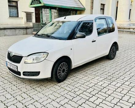 Белый Шкода Практик, объемом двигателя 1.2 л и пробегом 250 тыс. км за 2850 $, фото 1 на Automoto.ua