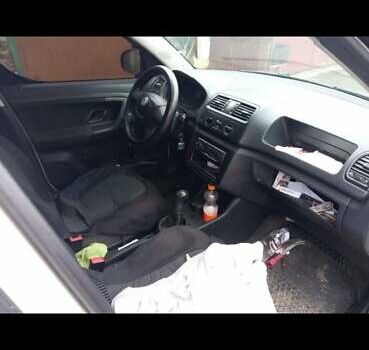 Шкода Практик 2010 в Ровно на Automoto.ua Белый Шкода Практик, объемом двигателя 1.2 л и пробегом 490 тыс. км за 4800 $, фото 17 на Automoto.ua