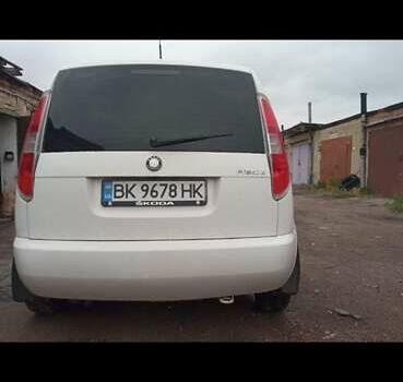 Шкода Практик 2010 в Ровно на Automoto.ua Белый Шкода Практик, объемом двигателя 1.2 л и пробегом 490 тыс. км за 4800 $, фото 12 на Automoto.ua