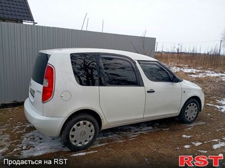 Шкода Практик 2008 в Киеве на Automoto.ua Белый Шкода Практик, объемом двигателя 14 л и пробегом 258 тыс. км за 5200 $, фото 1 на Automoto.ua