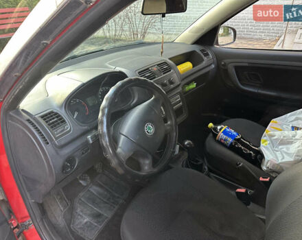 Красный Шкода Практик, объемом двигателя 1.2 л и пробегом 490 тыс. км за 3000 $, фото 6 на Automoto.ua