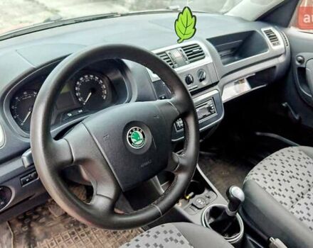 Красный Шкода Практик, объемом двигателя 1.2 л и пробегом 354 тыс. км за 3200 $, фото 7 на Automoto.ua