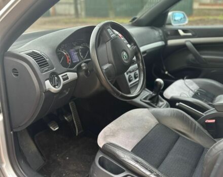 Сірий Шкода РС, об'ємом двигуна 0 л та пробігом 250 тис. км за 5200 $, фото 5 на Automoto.ua