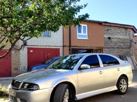 Серый Шкода РС, объемом двигателя 1.8 л и пробегом 336 тыс. км за 4900 $, фото 1 на Automoto.ua