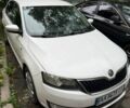 Белый Шкода Рапид, объемом двигателя 1.6 л и пробегом 171 тыс. км за 8500 $, фото 1 на Automoto.ua