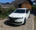 Белый Шкода Рапид, объемом двигателя 1.6 л и пробегом 225 тыс. км за 7100 $, фото 1 на Automoto.ua