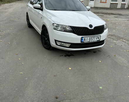 Білий Шкода Рапід, об'ємом двигуна 1.2 л та пробігом 230 тис. км за 8000 $, фото 5 на Automoto.ua