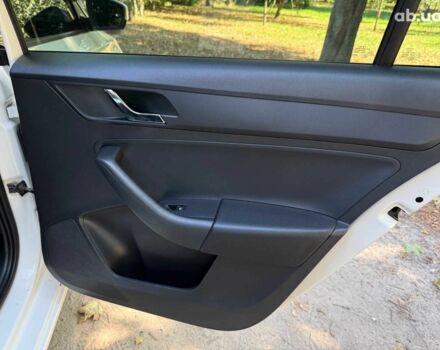 Білий Шкода Рапід, об'ємом двигуна 1.6 л та пробігом 374 тис. км за 6490 $, фото 16 на Automoto.ua