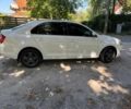 Білий Шкода Рапід, об'ємом двигуна 1.6 л та пробігом 374 тис. км за 6190 $, фото 3 на Automoto.ua
