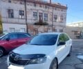 Белый Шкода Рапид, объемом двигателя 1.6 л и пробегом 222 тыс. км за 6700 $, фото 1 на Automoto.ua