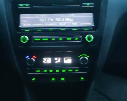 Белый Шкода Рапид, объемом двигателя 1.6 л и пробегом 259 тыс. км за 7200 $, фото 4 на Automoto.ua