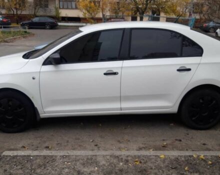 Белый Шкода Рапид, объемом двигателя 1.2 л и пробегом 178 тыс. км за 6700 $, фото 2 на Automoto.ua