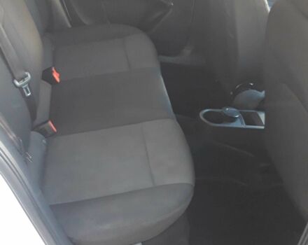 Белый Шкода Рапид, объемом двигателя 1.2 л и пробегом 178 тыс. км за 6700 $, фото 5 на Automoto.ua