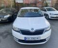 Белый Шкода Рапид, объемом двигателя 1.6 л и пробегом 250 тыс. км за 6600 $, фото 1 на Automoto.ua