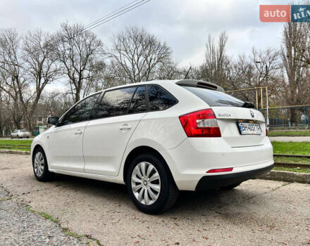 Белый Шкода Рапид, объемом двигателя 1.2 л и пробегом 192 тыс. км за 6500 $, фото 18 на Automoto.ua