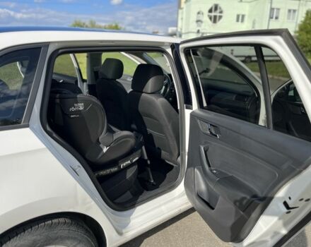 Білий Шкода Рапід, об'ємом двигуна 1.6 л та пробігом 224 тис. км за 8500 $, фото 11 на Automoto.ua