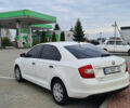 Белый Шкода Рапид, объемом двигателя 1.6 л и пробегом 328 тыс. км за 6800 $, фото 1 на Automoto.ua