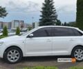 Белый Шкода Рапид, объемом двигателя 1.2 л и пробегом 228 тыс. км за 7000 $, фото 3 на Automoto.ua