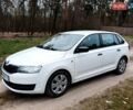 Белый Шкода Рапид, объемом двигателя 1.2 л и пробегом 147 тыс. км за 7500 $, фото 1 на Automoto.ua