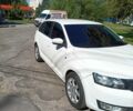 Белый Шкода Рапид, объемом двигателя 1.2 л и пробегом 214 тыс. км за 7450 $, фото 1 на Automoto.ua