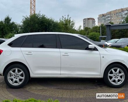 Белый Шкода Рапид, объемом двигателя 1.2 л и пробегом 228 тыс. км за 7000 $, фото 7 на Automoto.ua