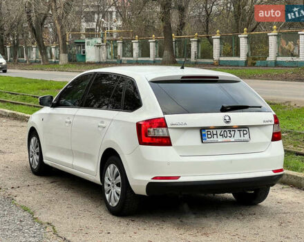 Белый Шкода Рапид, объемом двигателя 1.2 л и пробегом 192 тыс. км за 6500 $, фото 17 на Automoto.ua