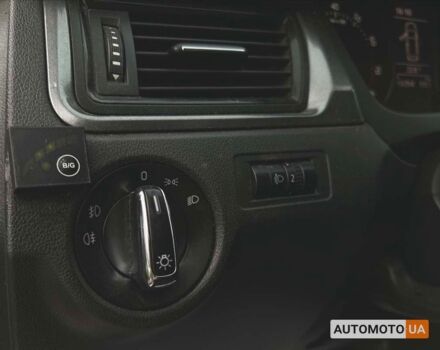 Белый Шкода Рапид, объемом двигателя 1.2 л и пробегом 228 тыс. км за 7000 $, фото 13 на Automoto.ua