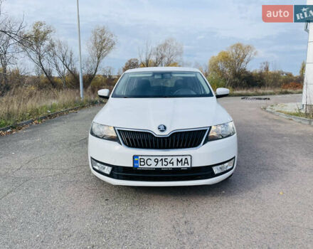 Белый Шкода Рапид, объемом двигателя 1.2 л и пробегом 203 тыс. км за 7900 $, фото 3 на Automoto.ua