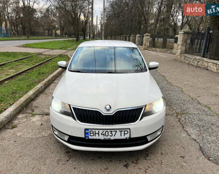 Белый Шкода Рапид, объемом двигателя 1.2 л и пробегом 192 тыс. км за 6500 $, фото 4 на Automoto.ua