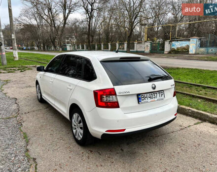 Белый Шкода Рапид, объемом двигателя 1.2 л и пробегом 192 тыс. км за 6500 $, фото 19 на Automoto.ua