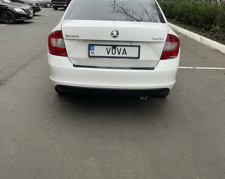 Білий Шкода Рапід, об'ємом двигуна 1.2 л та пробігом 209 тис. км за 6700 $, фото 2 на Automoto.ua