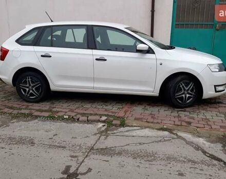 Белый Шкода Рапид, объемом двигателя 1.6 л и пробегом 223 тыс. км за 8300 $, фото 1 на Automoto.ua