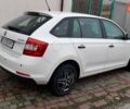 Белый Шкода Рапид, объемом двигателя 1.6 л и пробегом 223 тыс. км за 8300 $, фото 2 на Automoto.ua