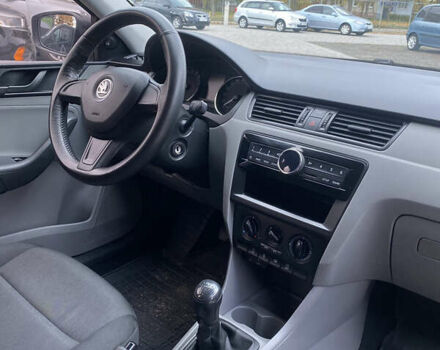 Білий Шкода Рапід, об'ємом двигуна 1.42 л та пробігом 235 тис. км за 6700 $, фото 14 на Automoto.ua