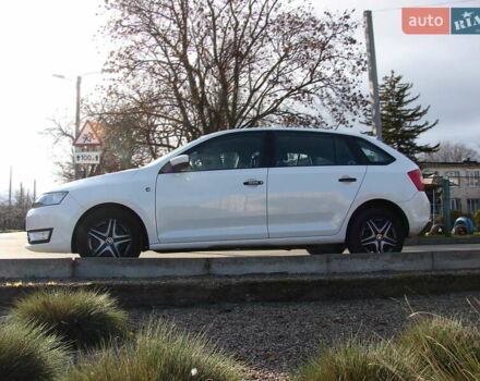 Білий Шкода Рапід, об'ємом двигуна 1.6 л та пробігом 225 тис. км за 7700 $, фото 5 на Automoto.ua