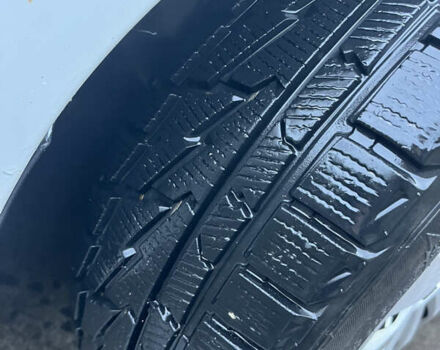 Белый Шкода Рапид, объемом двигателя 1.42 л и пробегом 239 тыс. км за 6800 $, фото 8 на Automoto.ua