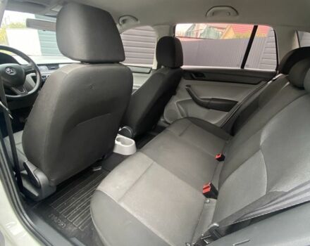 Белый Шкода Рапид, объемом двигателя 1.4 л и пробегом 235 тыс. км за 6700 $, фото 18 на Automoto.ua