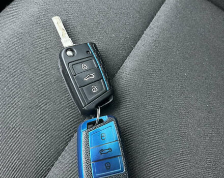 Белый Шкода Рапид, объемом двигателя 1.42 л и пробегом 239 тыс. км за 6800 $, фото 13 на Automoto.ua